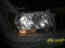 武汉吉普JEEP大切诺基改装Q5小糸双光透镜欧司朗D3S灯泡奥迪Q5安定器远光光普氙气灯
