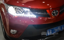 丰田RAV4 车灯改装上海奥迪Q5双光透镜、欧司朗D1S 4300K灯泡、澳兹姆D1S安定器、泪眼